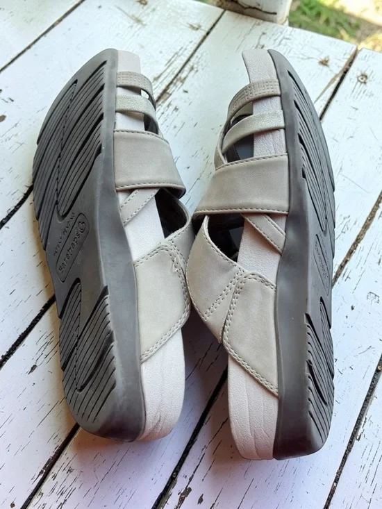 Baretraps Comfort Sandals Beige Strappy Cushioned Footbed Lightweight Slip-On - Picture 4 of 10